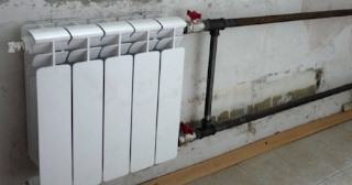Установка биметаллических радиаторов отопления в квартире в Бугульме - от 2052 руб.